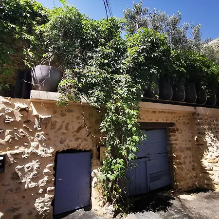 بيت للعطل La Grange Doree *